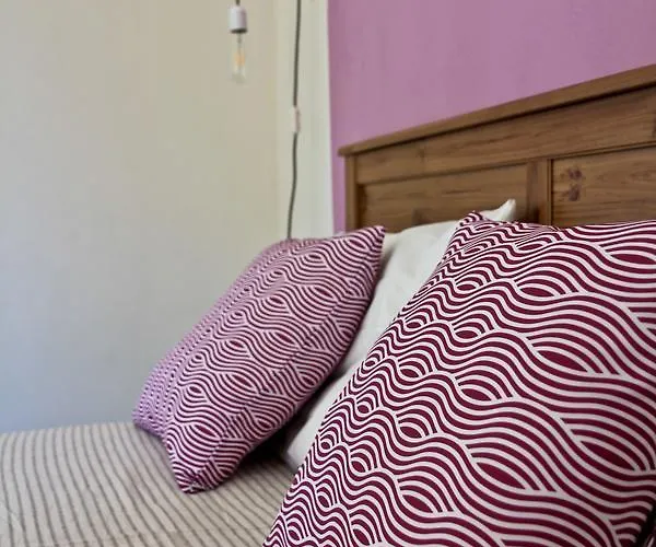 Elandra Otel